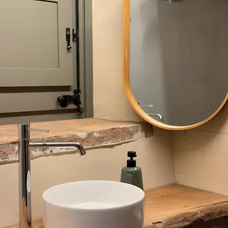 La Cinglera De Capdebocs בית נופש קרדונה